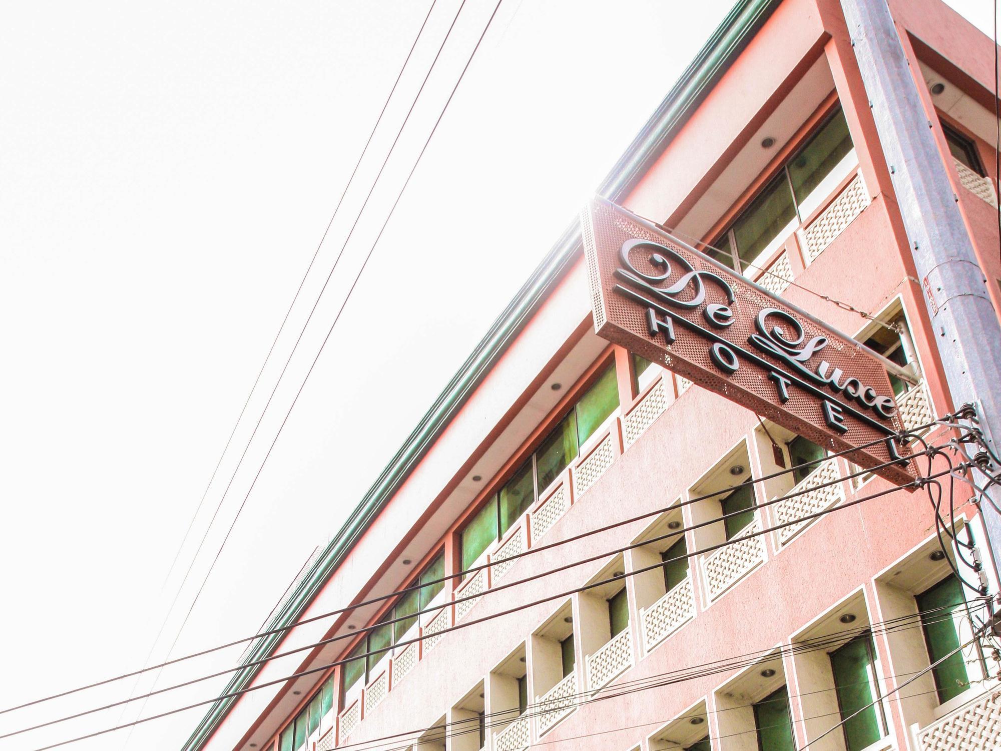 De Luxe Hotel Cagayan de Oro Bagian luar foto